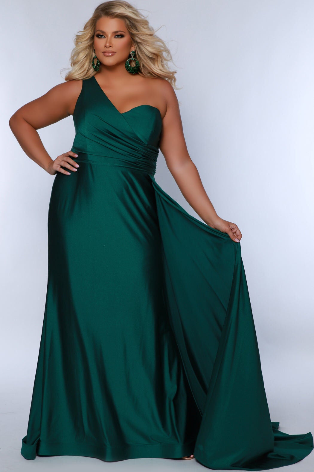 SIMPLE & SOPHISTICATED FORMAL DRESS, Forest / Forest Green, hi-res image number 0