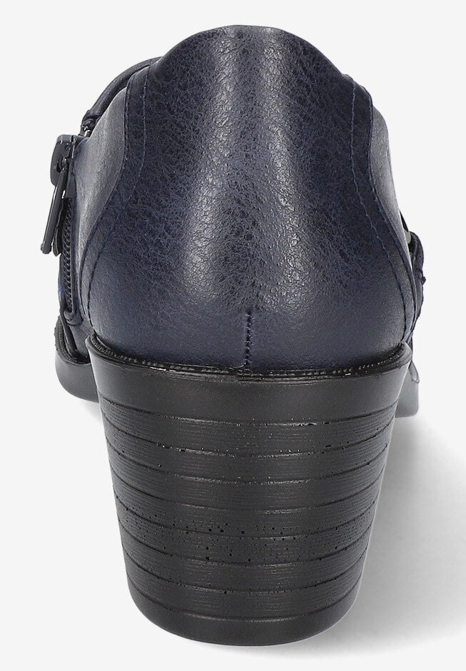 Luka Bootie, , on-hover image number null