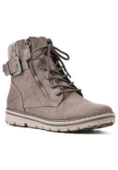 Kelsie Boot