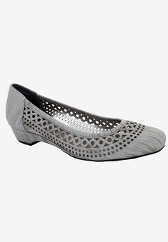 Tina Flat