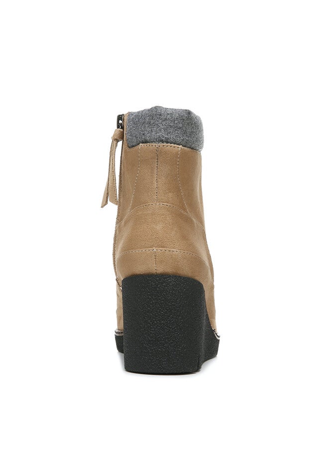 Lada Hiker Boot, , on-hover image number null