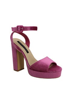 Taryn Pump