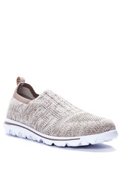 Travelactiv Stretch Slip-On