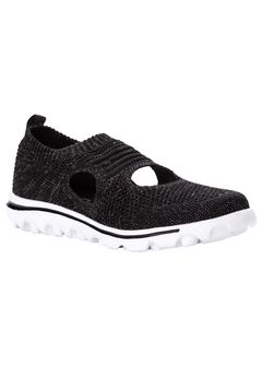 TravelActiv Avid Slip-On
