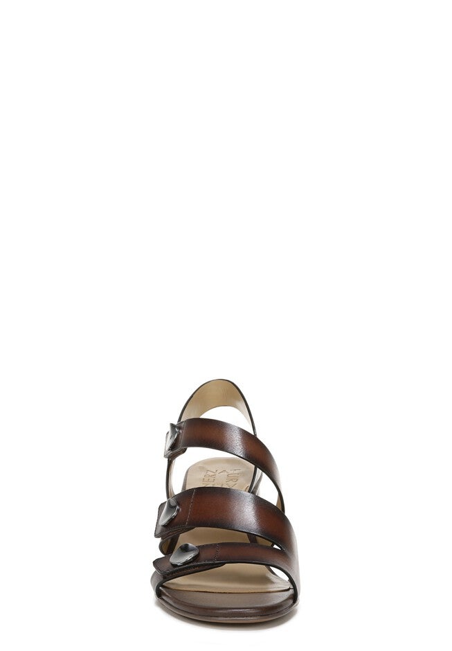 Alicia Sandal , , alternate image number null