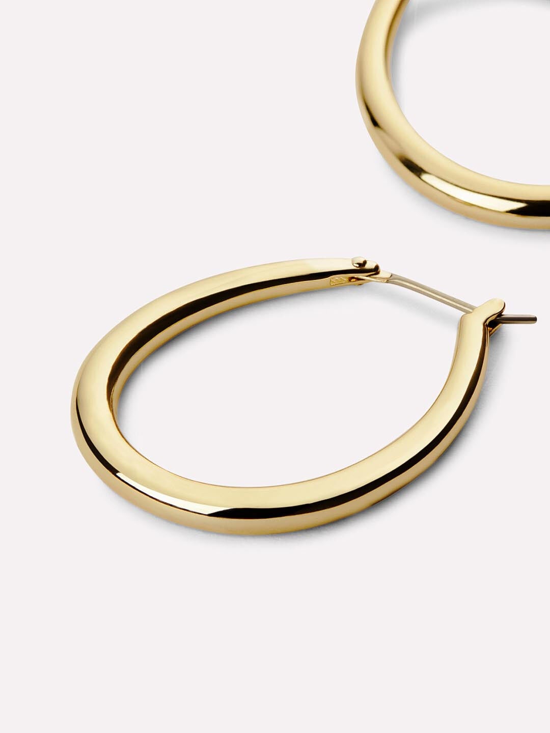 Gold Hoop Earrings - Cuidado, GOLD, alternate image number 5