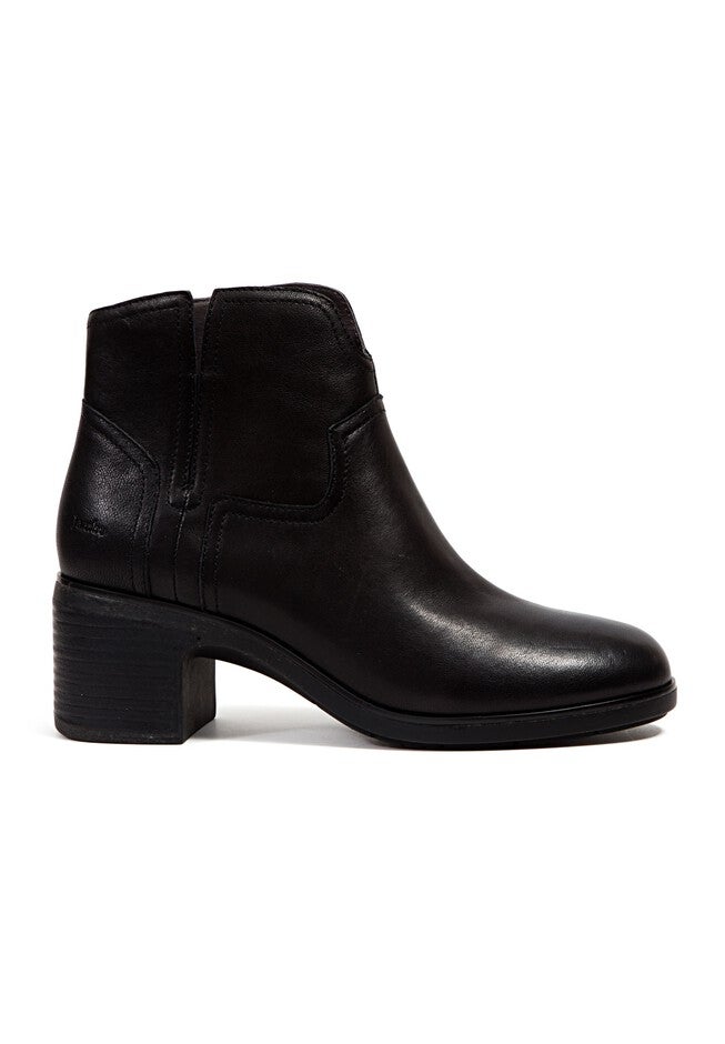 Vanda Water Resistant Bootie, , alternate image number null