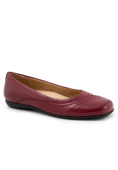 Sasha Flat