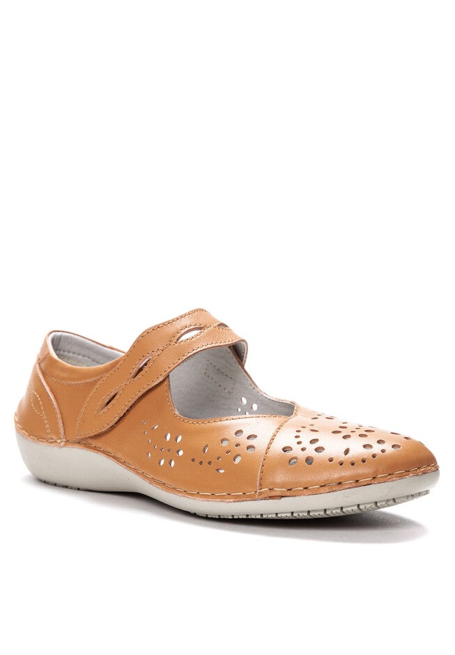 Calista Mary Janes, OYSTER, hi-res image number 0