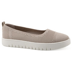 Naveen FOM Recovery Slip-On Sneaker
