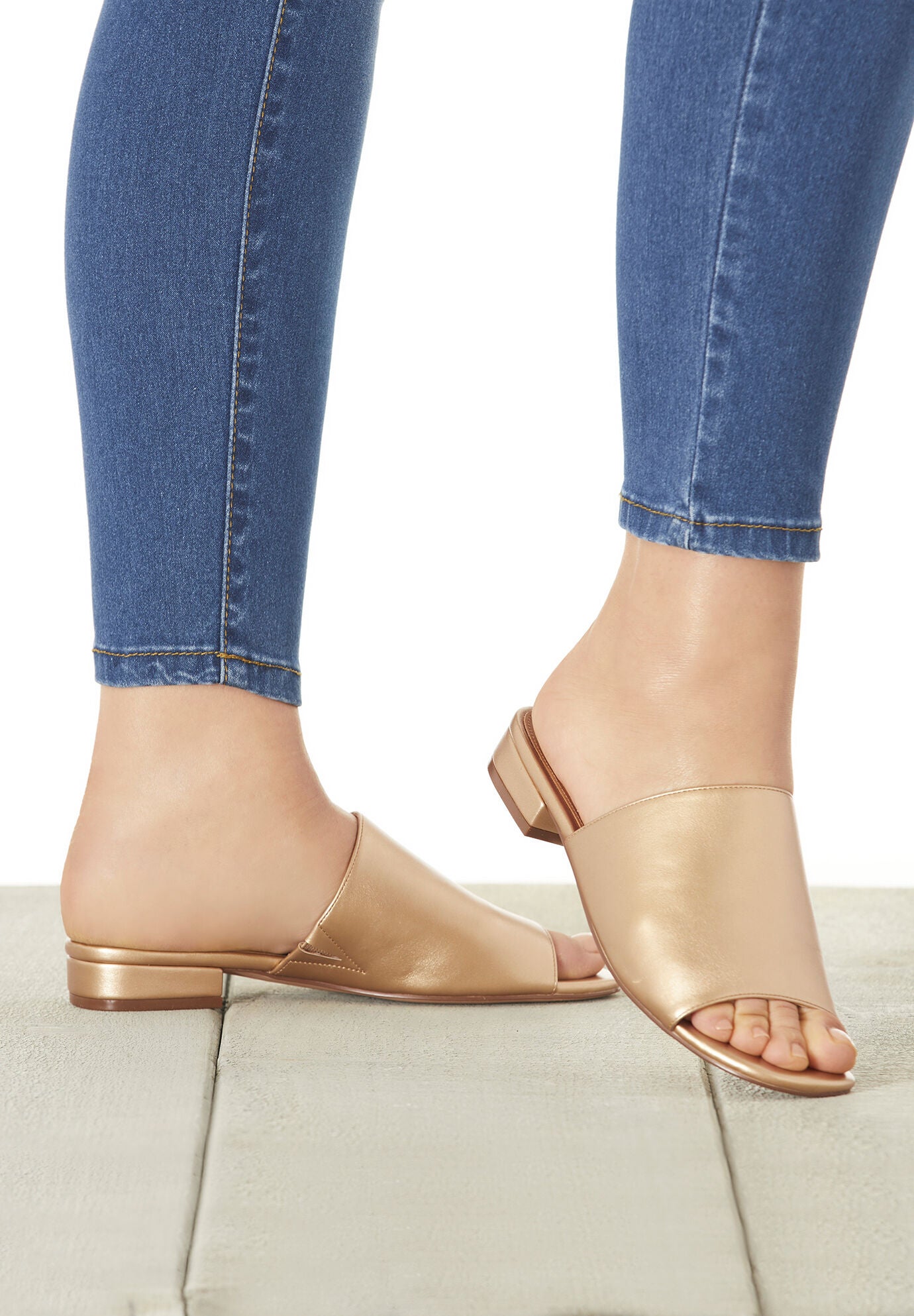 carolyn mule flats