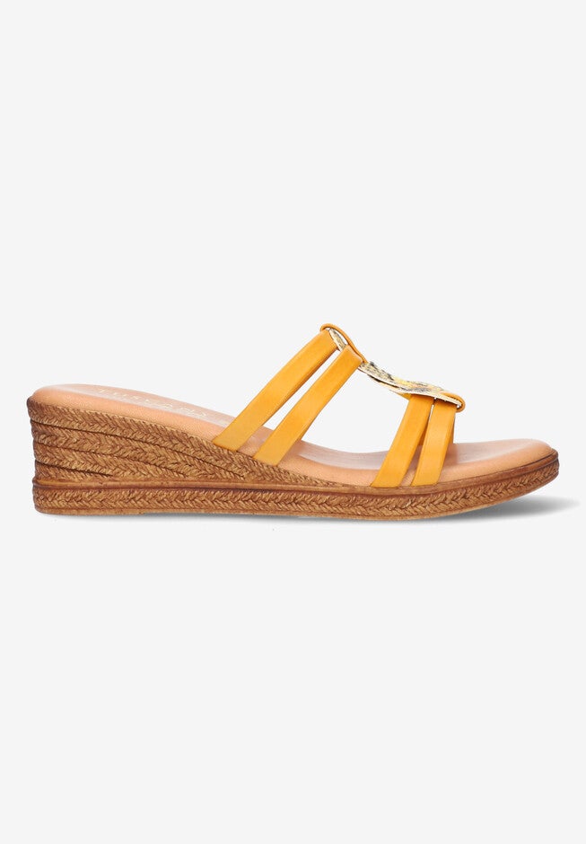 Micola Wedge, , alternate image number null