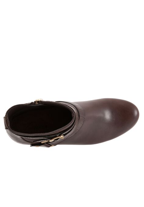 Mika Boot , , alternate image number null