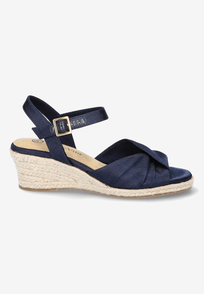 Isabeth Sandals, , alternate image number null