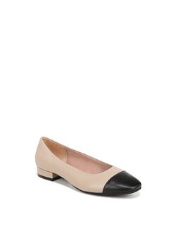 Cameo 3 Flat