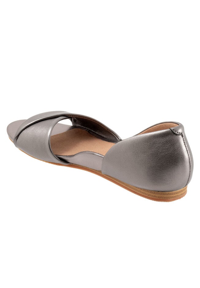 Cypress Flat Sandal, , alternate image number 2