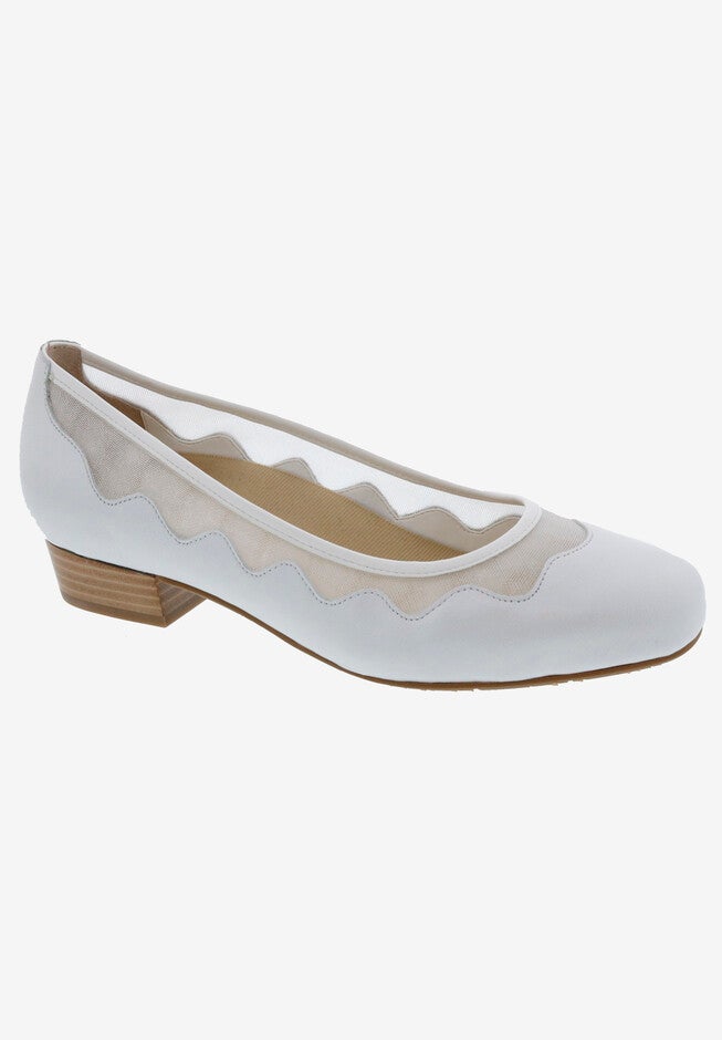 Tootsie Kitten Heel Pump, WHITE LEATHER, hi-res image number 0