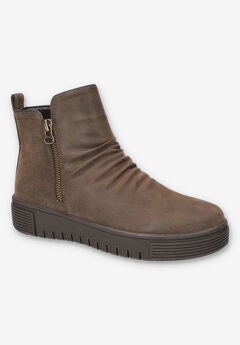 Estella Slip-Resistant Ankle Boot