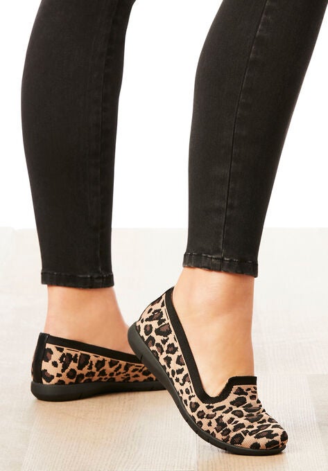 The Madie Flat By Comfortview, , alternate image number null