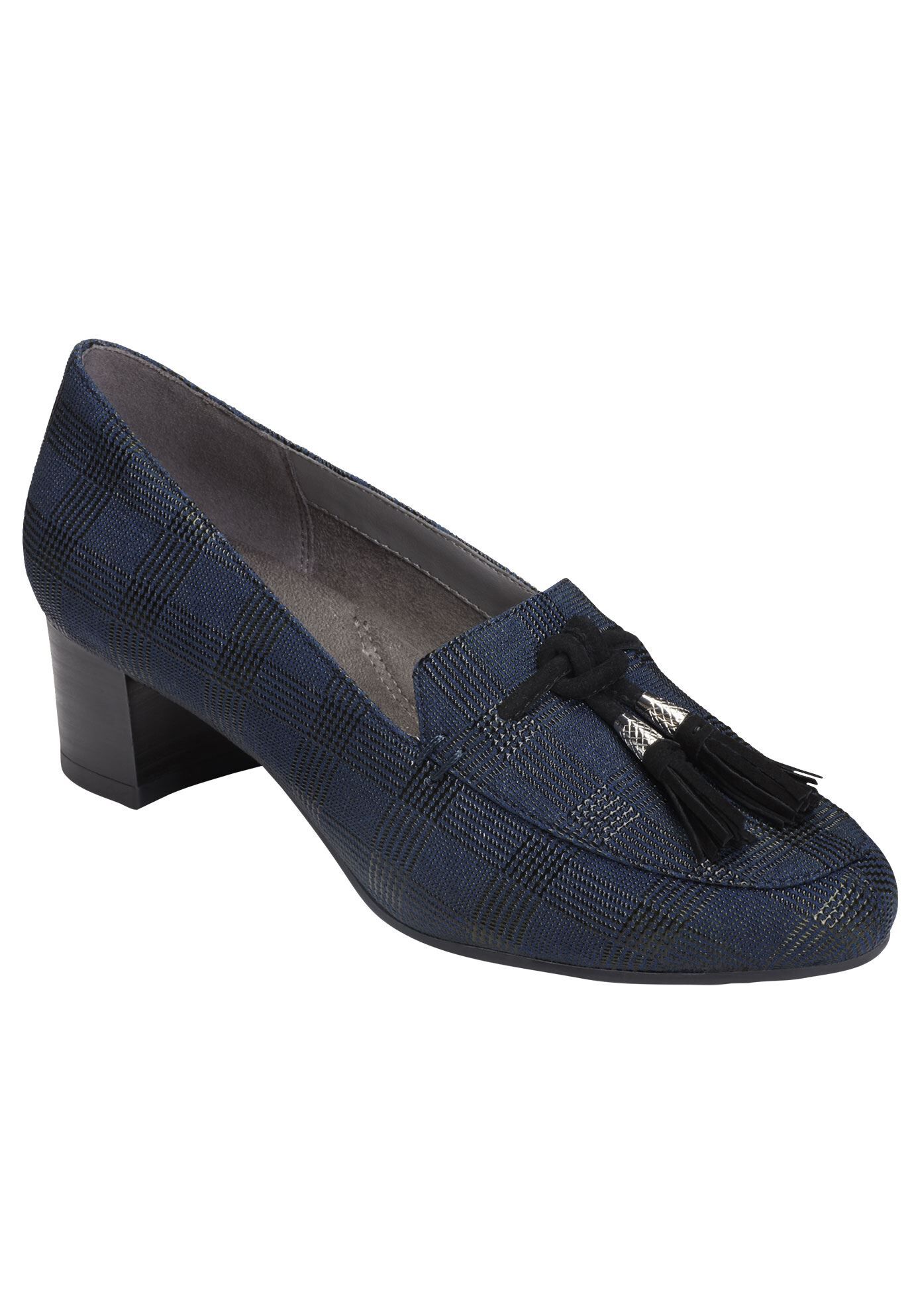 Woman within dress shoes Clearance