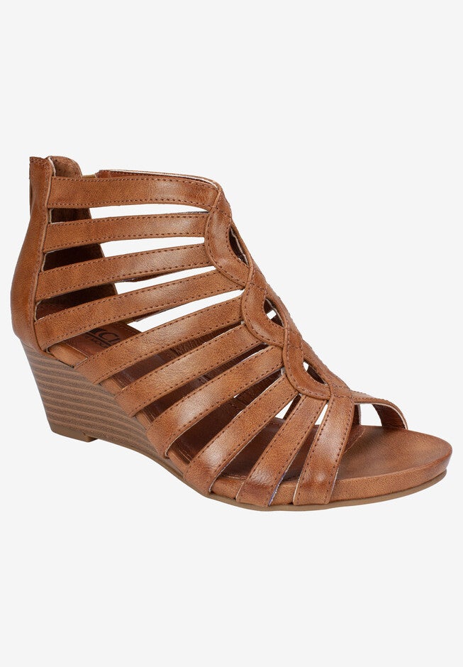 Victoria Sandal , COGNAC BURNISHED SMOOTH, hi-res image number 0