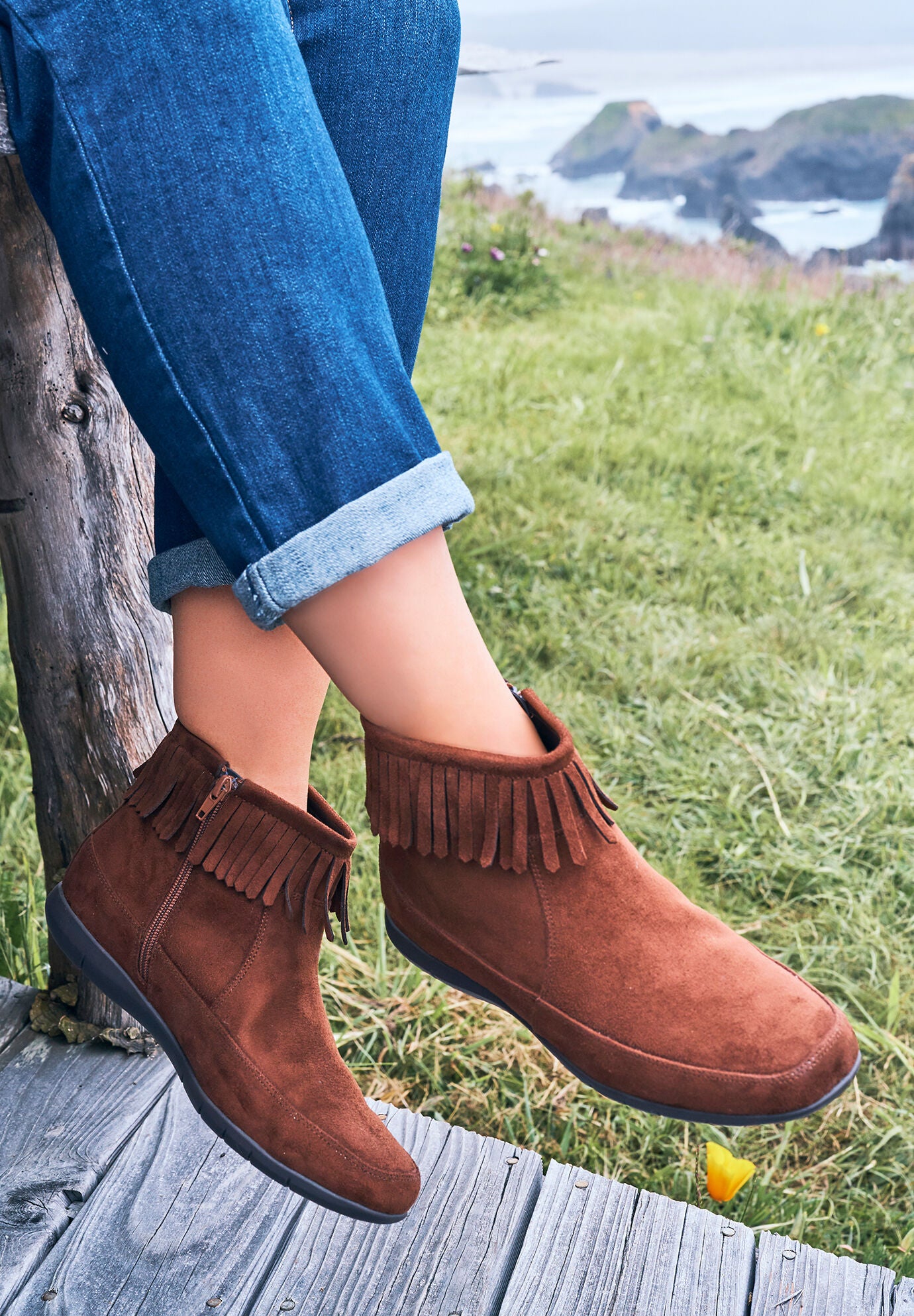 Comfortview fringe boots online