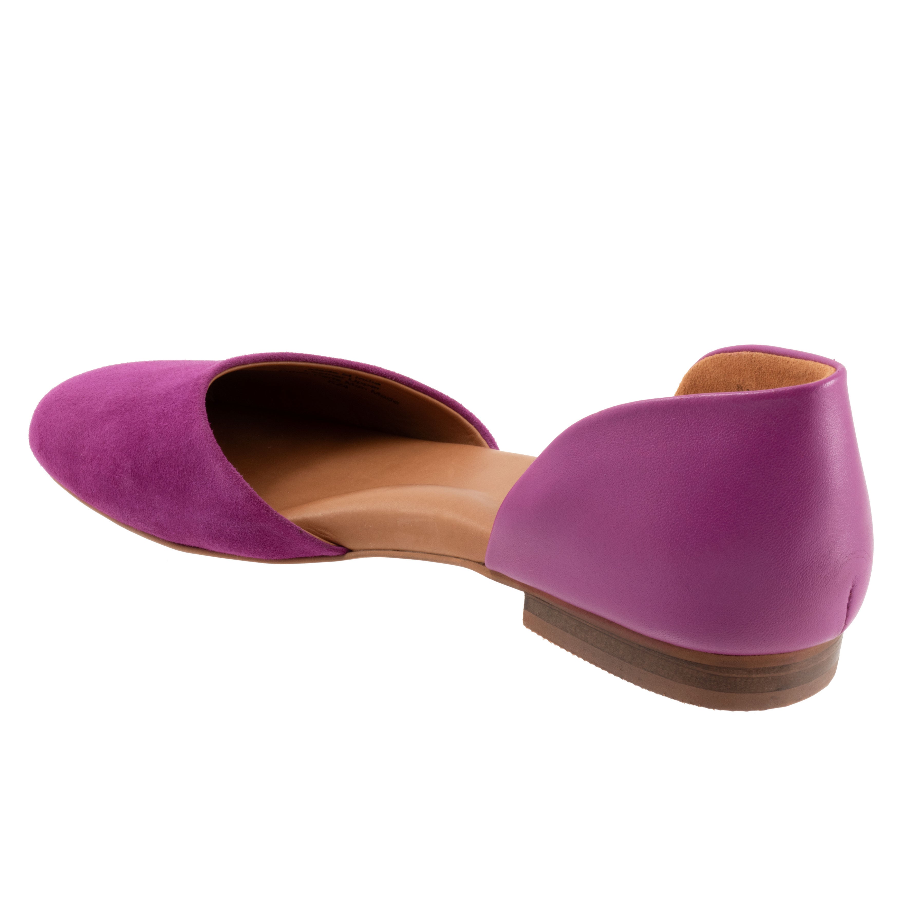 Kamari Flat, MAGENTA SUEDE, on-hover image number 1