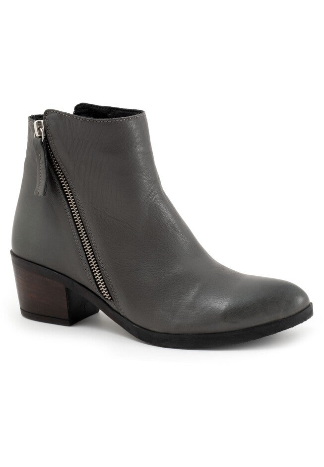 Camila Boot, ASH, hi-res image number 0