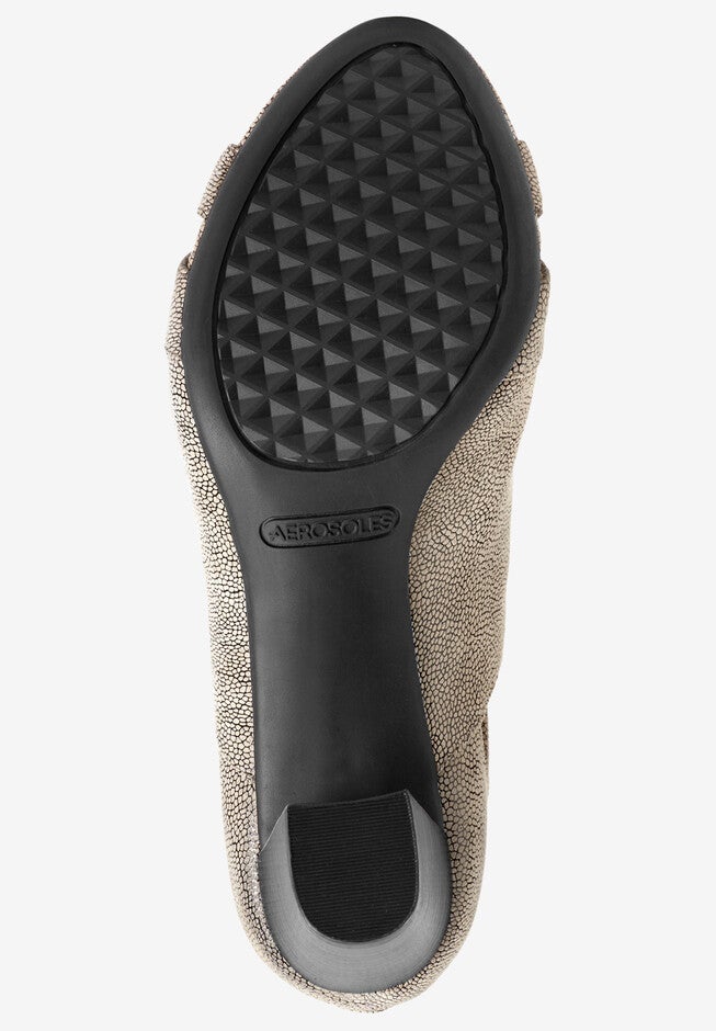 Song Bird Pump by Aerosoles®, , alternate image number null