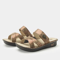 Victoriah Sandal