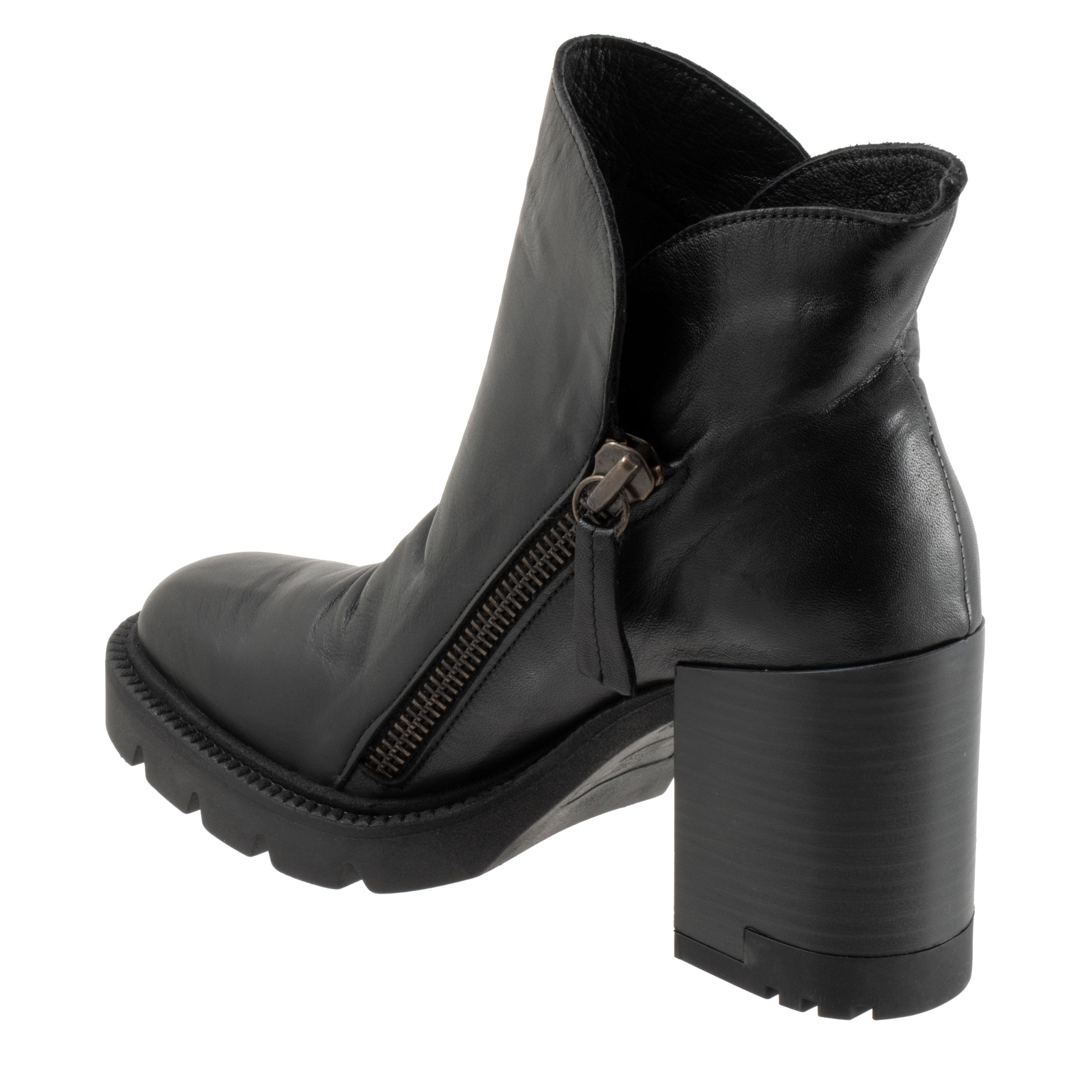 Elliott Boot, BLACK, on-hover image number 1