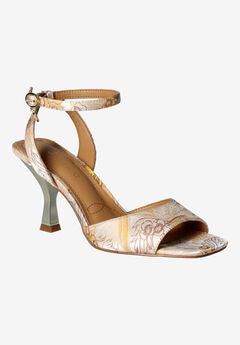 Vaarika Sandal