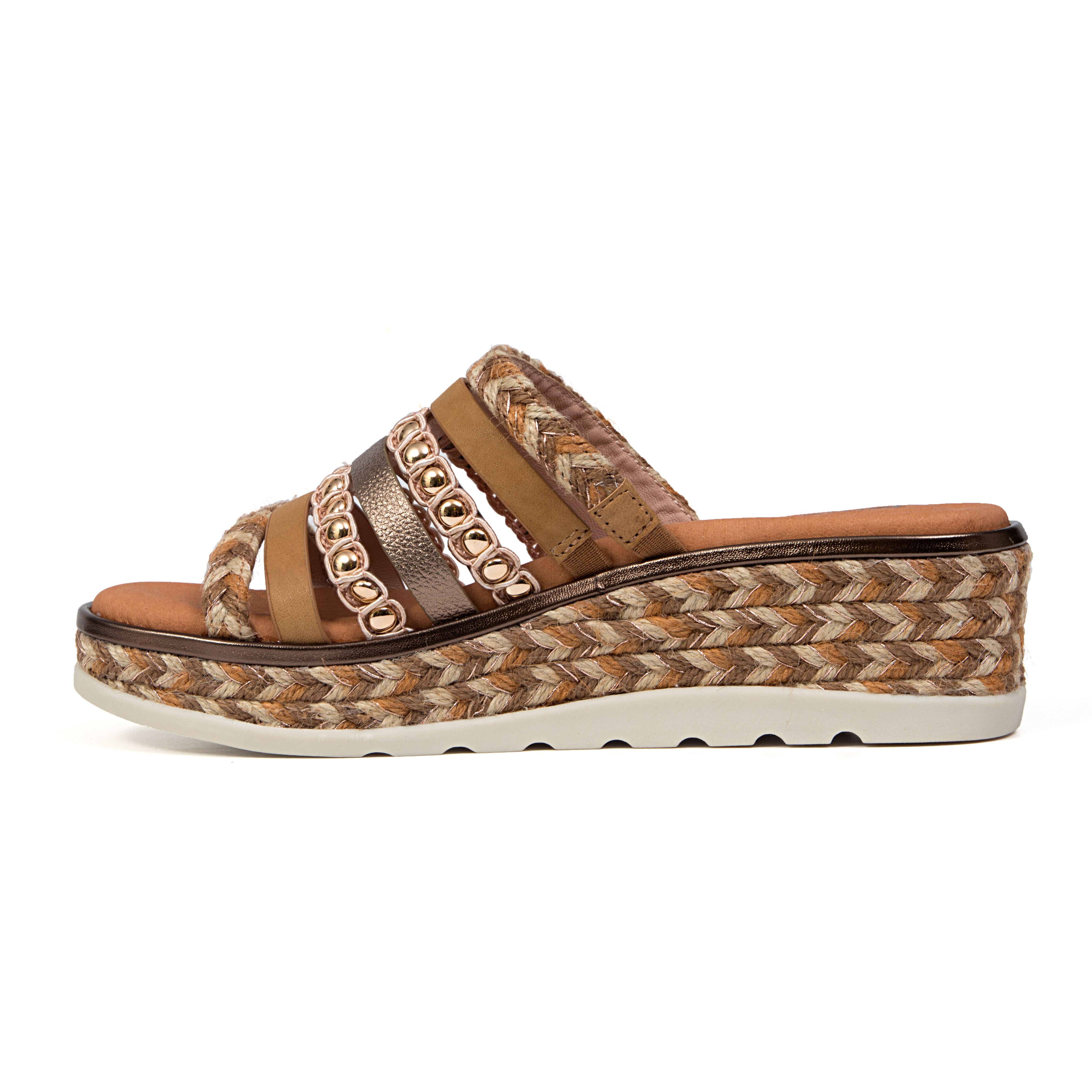 Dahlia Wedge, TAN, alternate image number 3