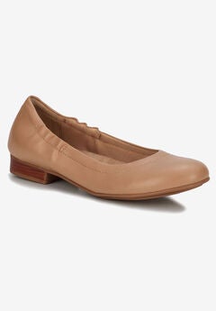 Tess Flat