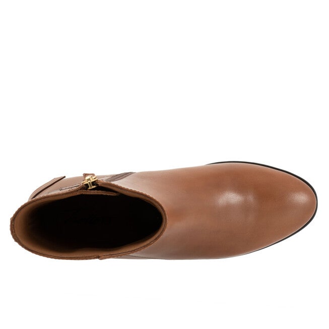 Annette Boot, LUGGAGE, alternate image number 3