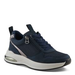 Ursa Fashion Sneaker