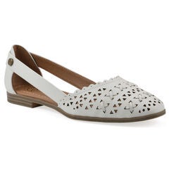 Nobler Pointed Toe Flat