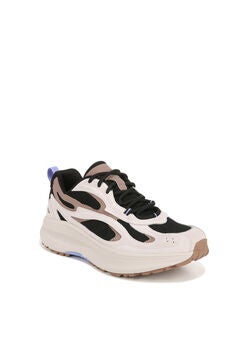 Trailblazer Sneaker