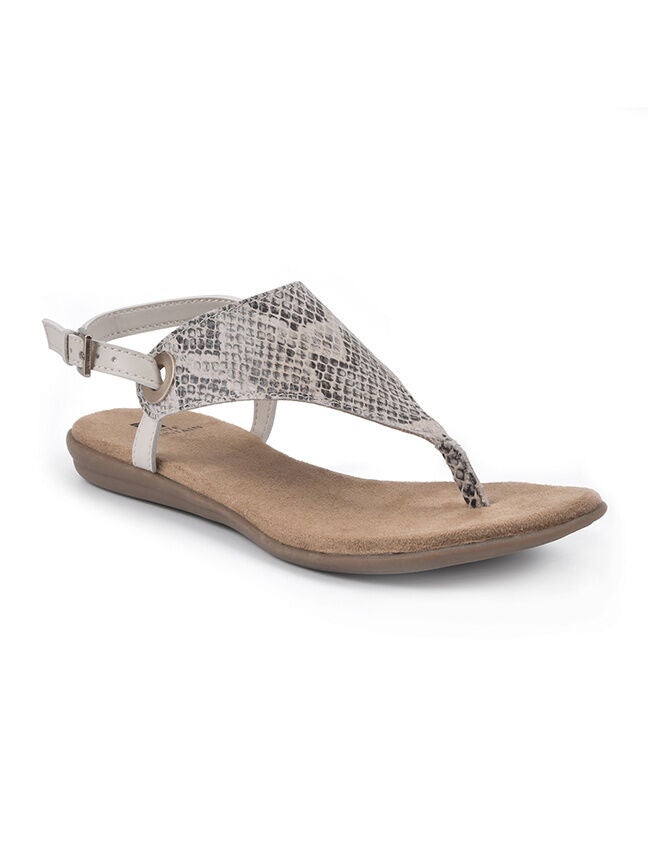 white mountain thong sandals
