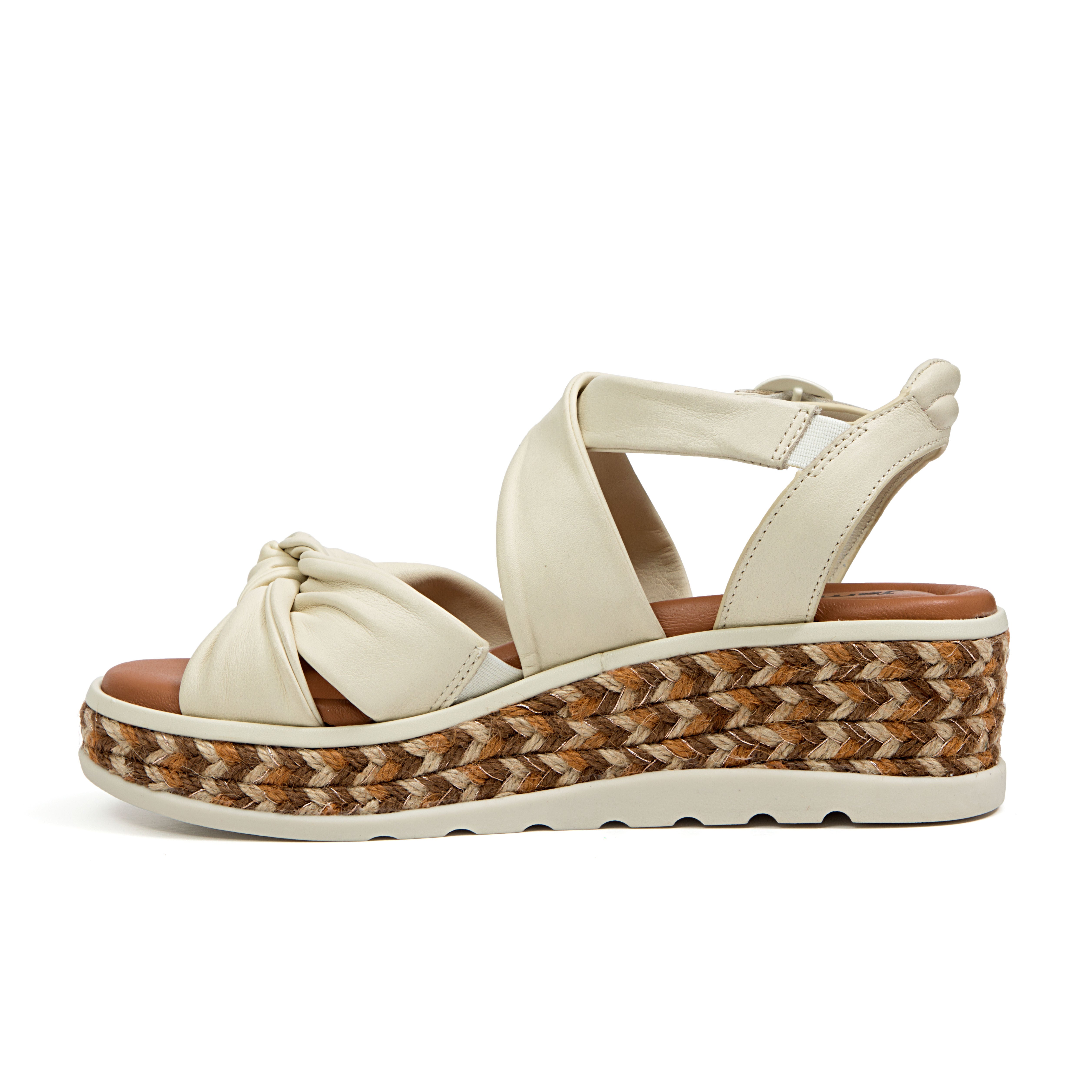 Diana Wedge, EGGSHELL, alternate image number 3