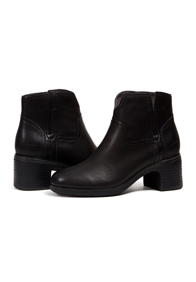 Vanda Water Resistant Bootie, , alternate image number null