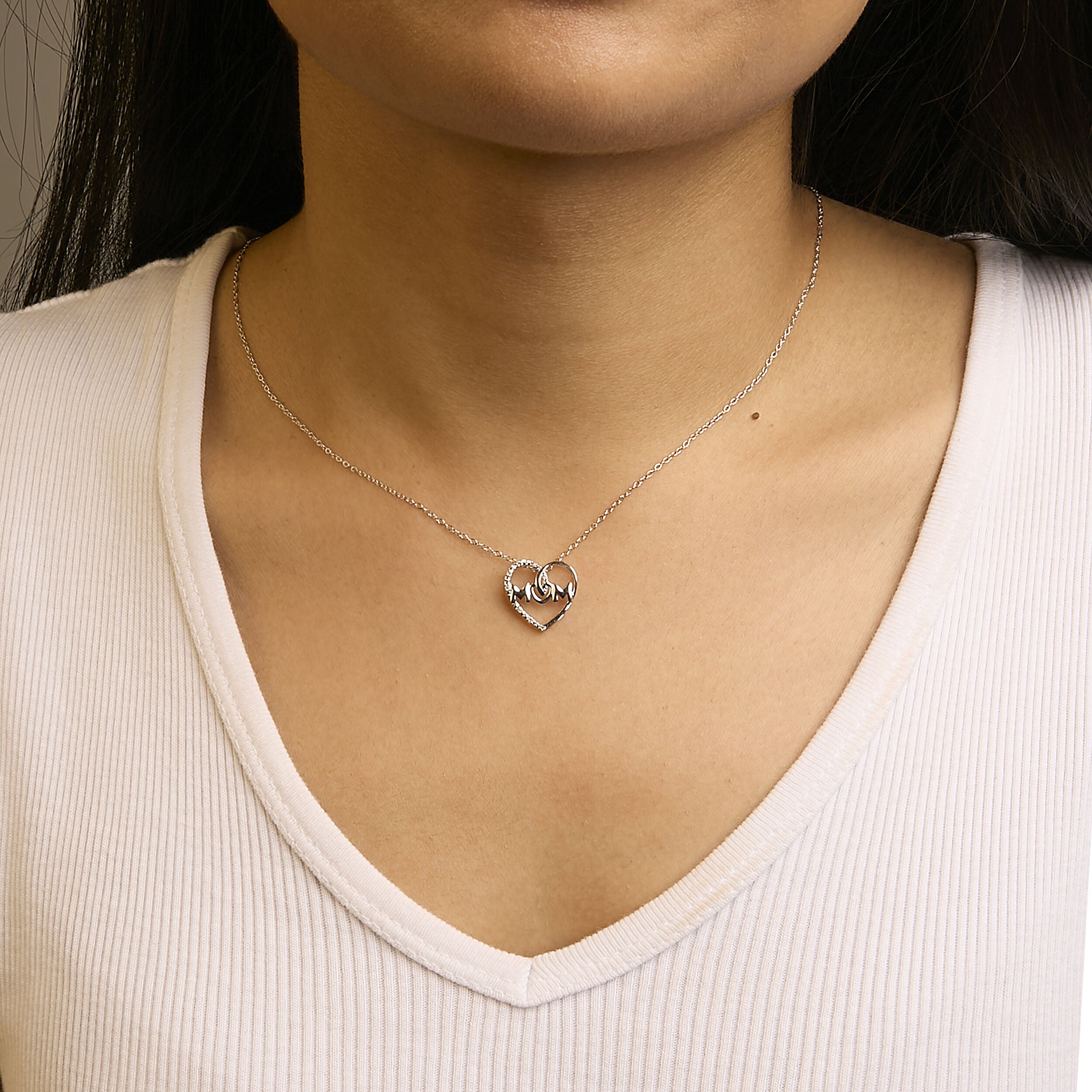 Silver Diamond Accent MOM Heart Pendant Necklace, WHITE, alternate image number 3