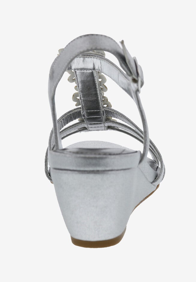 Wanda Sandal, , on-hover image number null