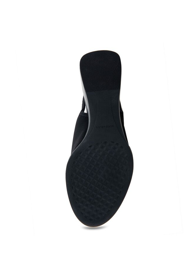 Nuri Sandal, , alternate image number null