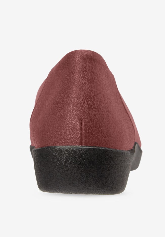 The Gab Slip On Flat, NEW WINE, on-hover image number 1