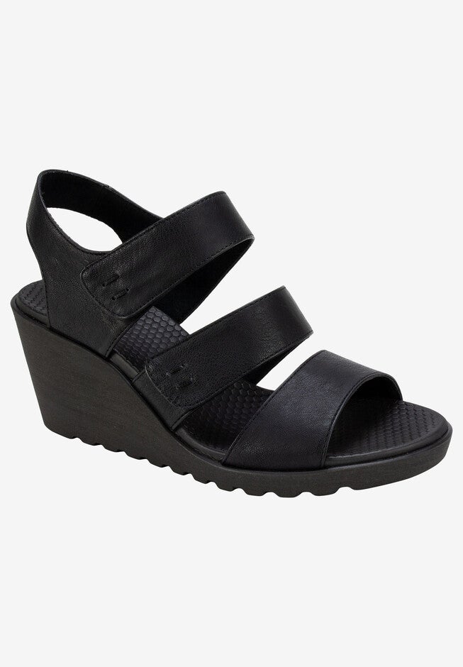 Erin Sandal , BLACK SMOOTH, hi-res image number null