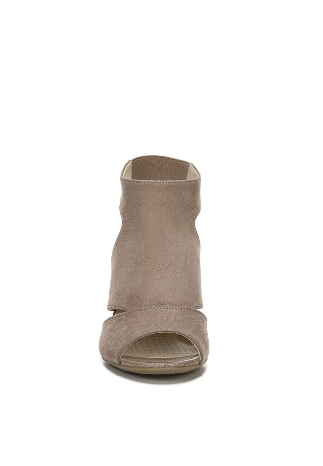 Cara Pump by LifeStride, , alternate image number null