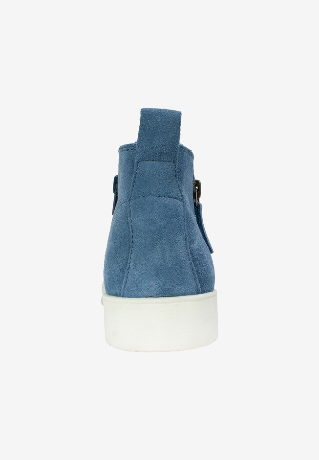 Beaumont Sneaker , , on-hover image number null