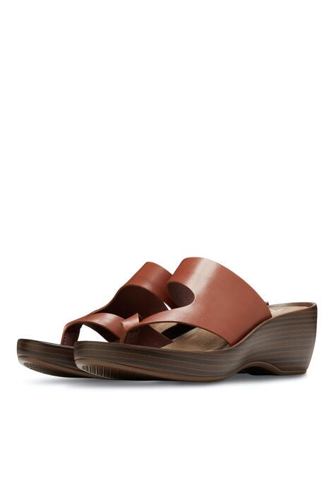 Laurel Thong Sandal, , alternate image number null