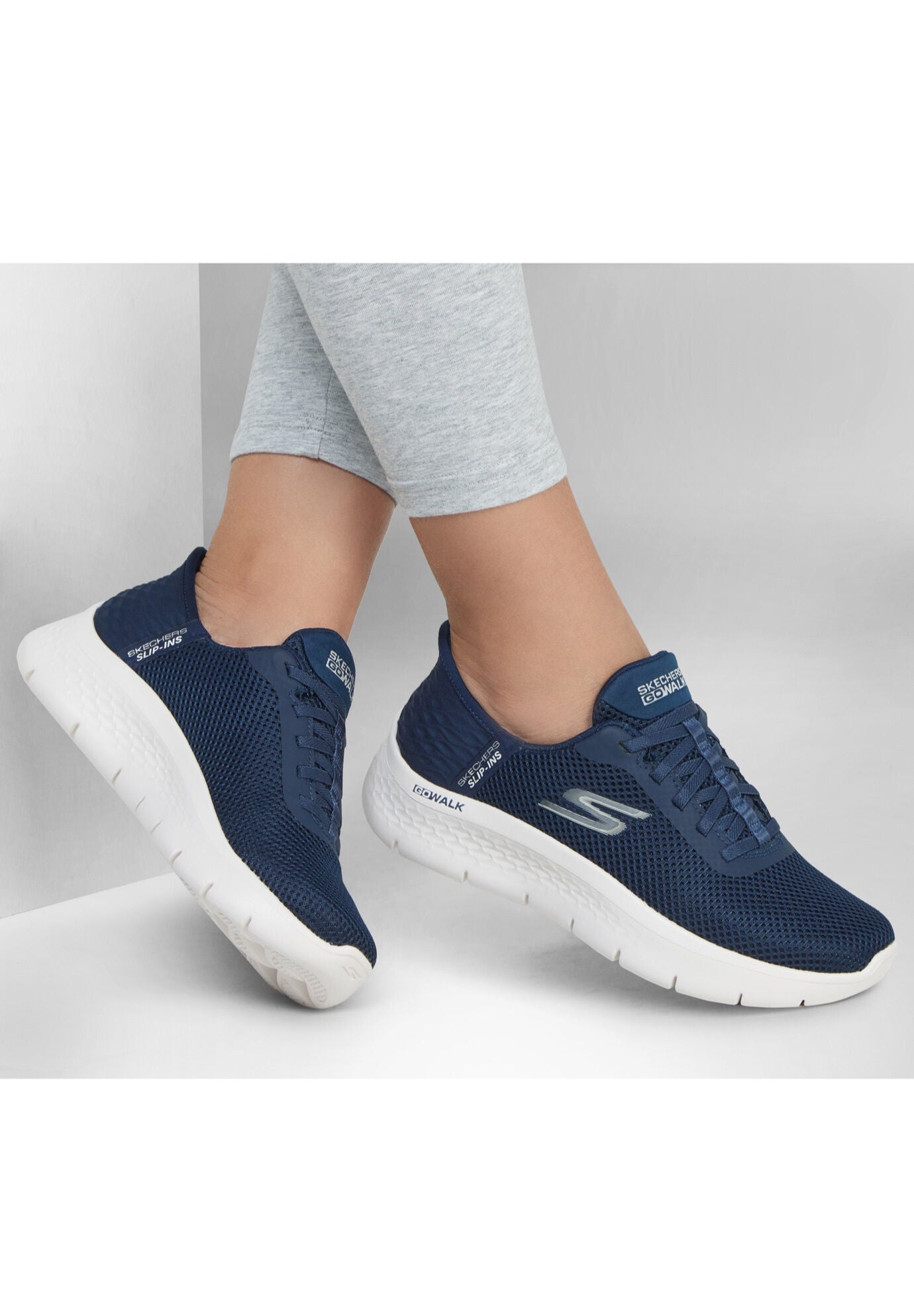 Skechers go walk americana deals
